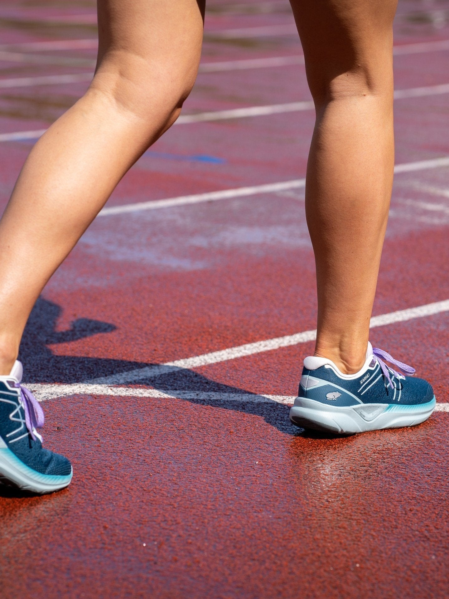 Karhu Fusion 3.5 women's running shoe on the track